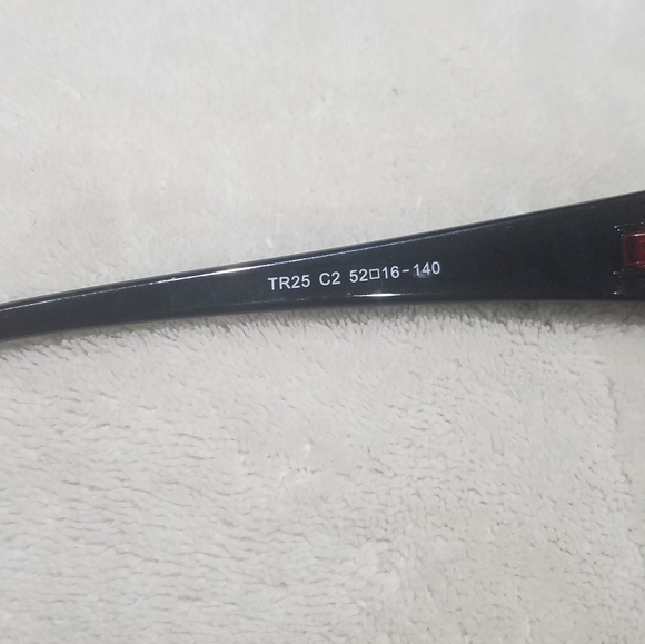 T&R Eyewear - Picture 4 of 7